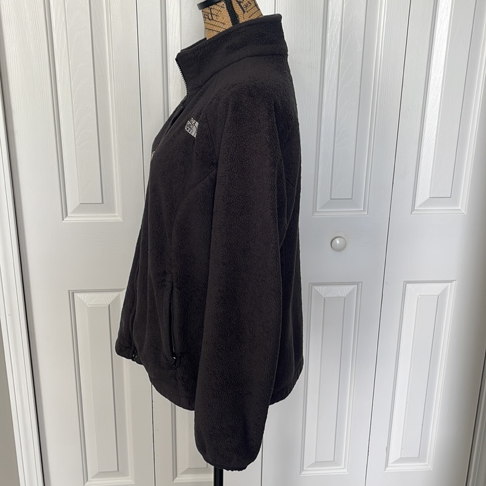 The North Face Black Fuzzy Jacket - Picture 4 of 6